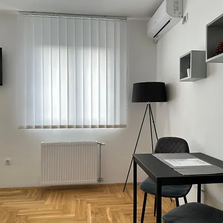 Aura * Belgrado